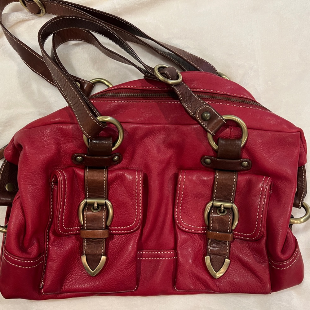 Luce Red Leather Shoulder Bag